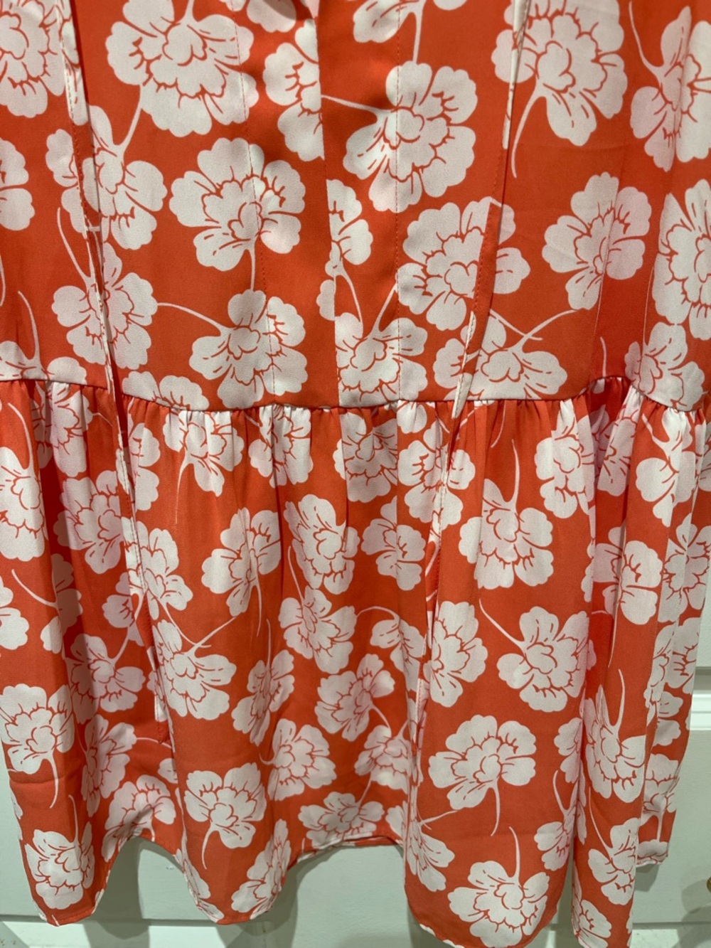 NWT LOFT Coral-White Floral Peplum Tank - Picture 2 of 6